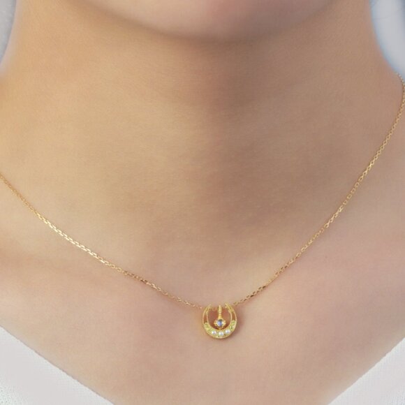 Genuine moonstone freshwater pearl necklace in gold vermeil layered over silver - Picture 4 of 6